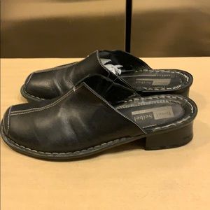 COPY - Black leather mules